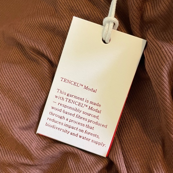 BNWT Aritzia Sunday Best Longsleeve - Picture 4 of 5